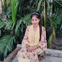 Singer Naima 2